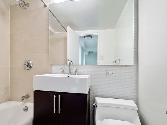 5th image of 1408 2nd Ave #7D