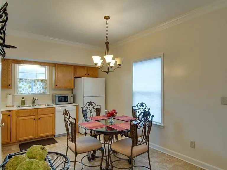 3105 Dudley Ave — Photo 10