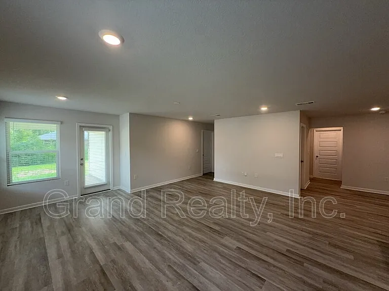 4955 Red Cedar Rd — Photo 8