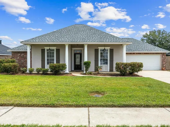 125 Oak Moss Dr, La Place, LA 70068