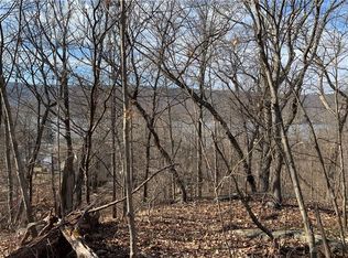 11 Shore Ave, Greenwood Lake, NY 10925