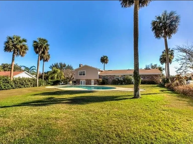 2927 Cocovia Way — Photo 24