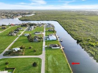 2804 NW 46th Ave, Cape Coral, FL 33993