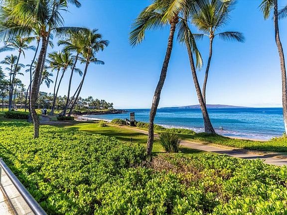 3rd image of 3600 Wailea Alanui Dr APT 2102