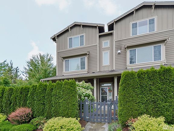 3rd image of 8031 Douglas Ave SE #28