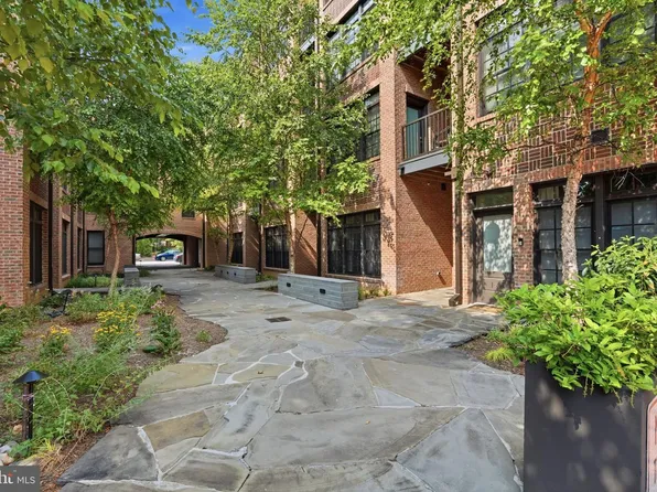1309 E St SE #20, Washington, DC 20003