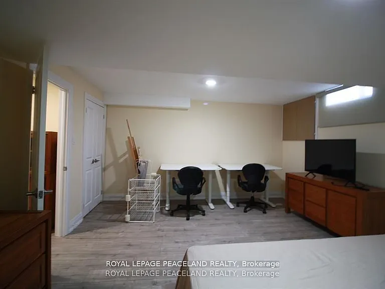 1855 Pilgrims Way — Photo 2