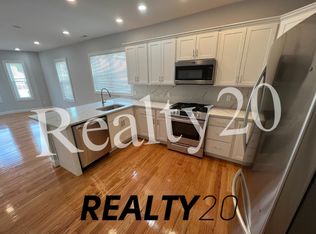 124 Cross St #5, Somerville, MA 02145