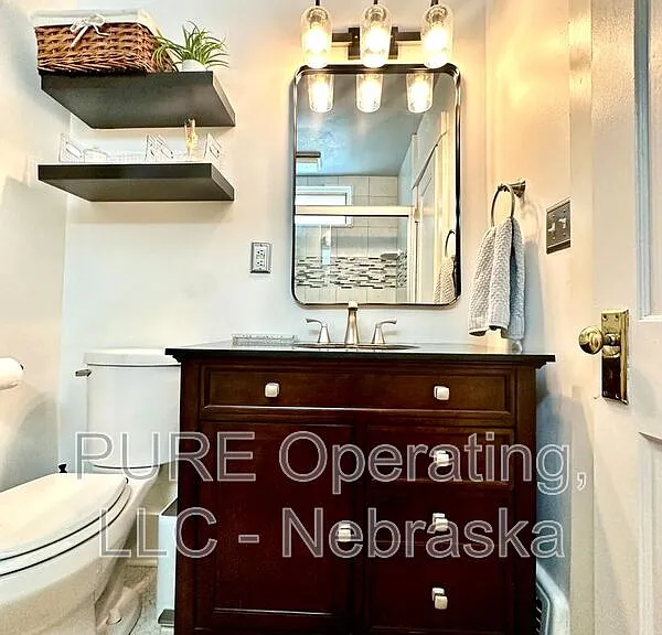 5724 Rees St — Photo 12