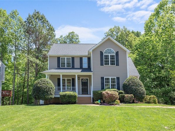 7507 Kentucky Derby Dr, Midlothian, VA 23112