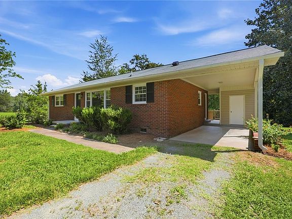 3rd image of 231 Dodson Rd