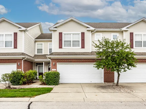 10911 Perry Pear Dr, Zionsville, IN 46077