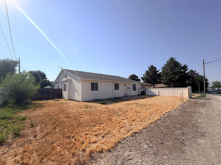 1444 Evergreen Dr — Photo 22