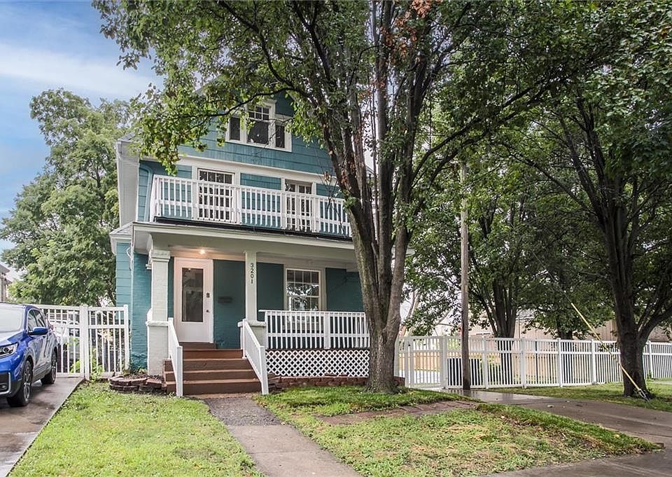 1st image of 3201 McGee St