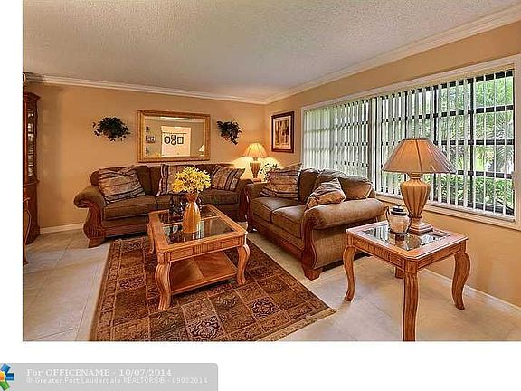 3rd image of 708 NW 23rd St