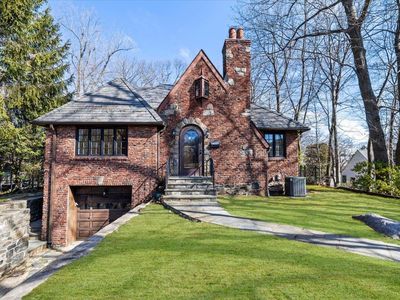 55 Henry Street, Scarsdale, NY, 10583