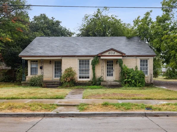 202 E 2nd St, Arlington, TX 76010