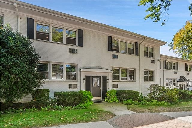 1st image of 83 Avon Cir APT C