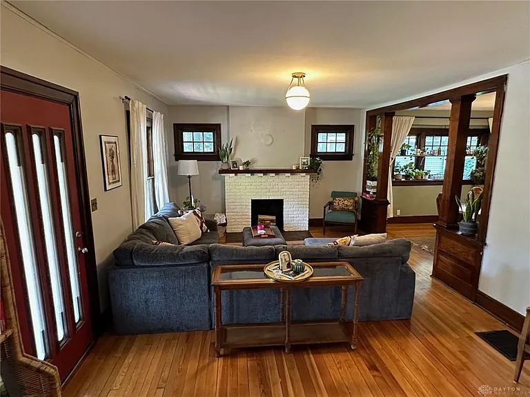 2319 S Dixie Dr — Photo 5