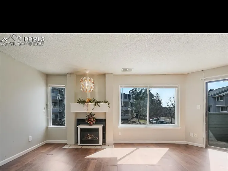 3656 Iguana Dr — Photo 7