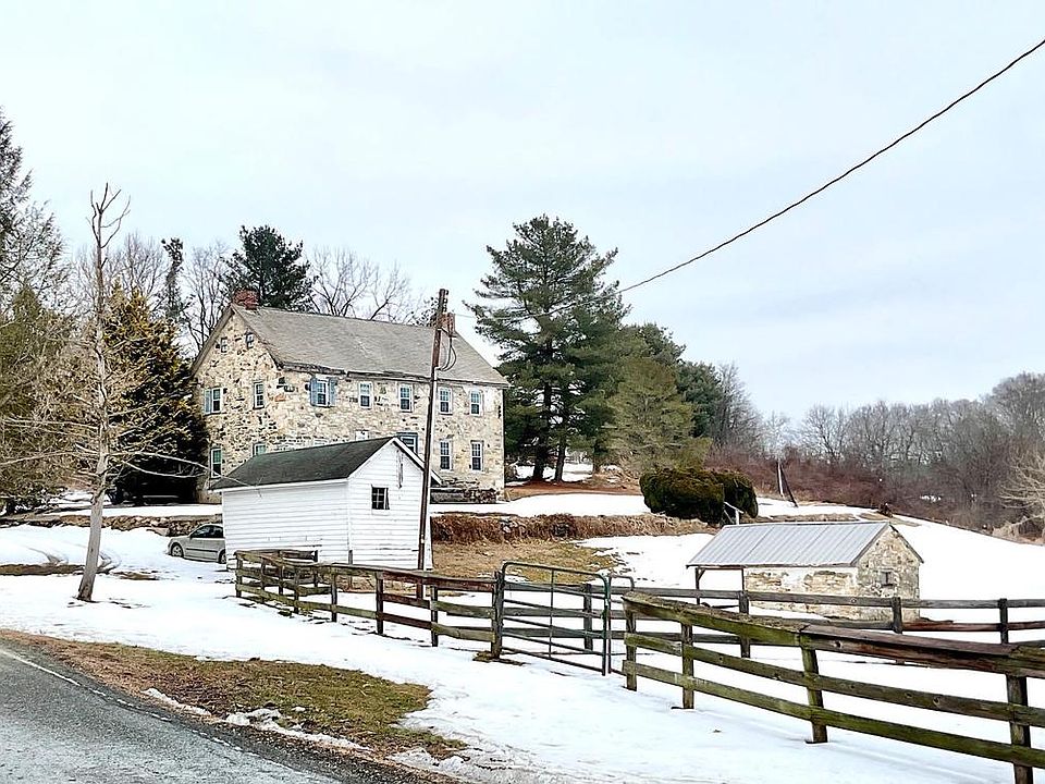 1st image of 192 Rock Church Rd