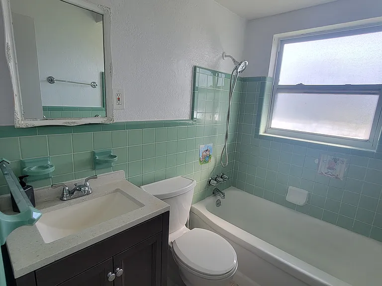 10970 Grove Ter — Photo 6