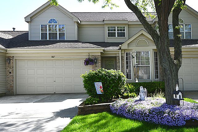 1st image of 1667 Lexington Dr