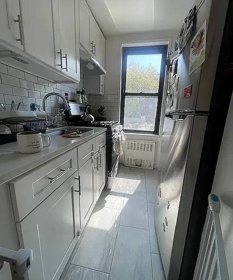 453 17th St #2 — Photo 1