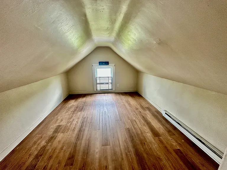 37 Hale St #3 — Photo 3