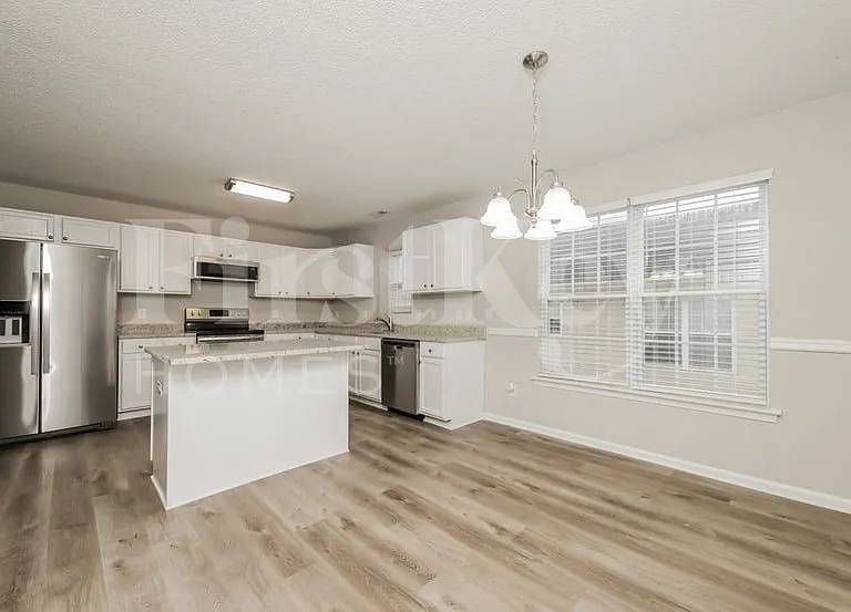 4944 Lighthouse Ct — Photo 5