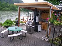 Outdoor Kitchen