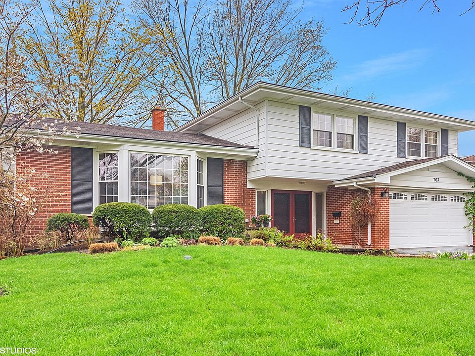 1st image of 703 E Crestwood Dr