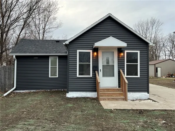 619 5th St, Perry, IA 50220