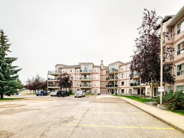 9704 174th St NW #137, Edmonton, AB T5T 6J4