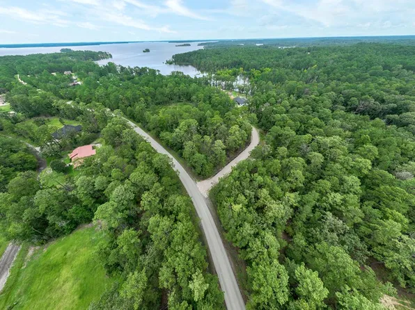 35440-35442 Wembley Dr, Brookeland, TX 75931