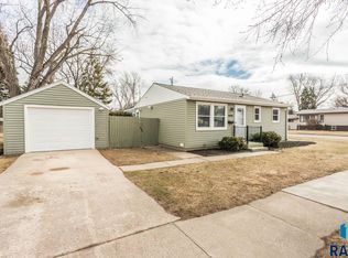 800 N Garfield Ave, Sioux Falls, SD 57104