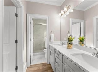 520 Washington St NW #502, Gainesville, GA 30501