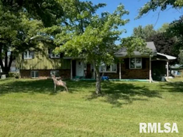 16105 W Farmington Rd, Trivoli, IL 61569