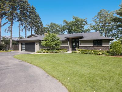 7520 E Shore Rd, Traverse City, MI, 49686