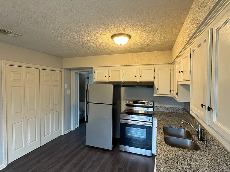 1809 Reservoir Rd — Photo 13