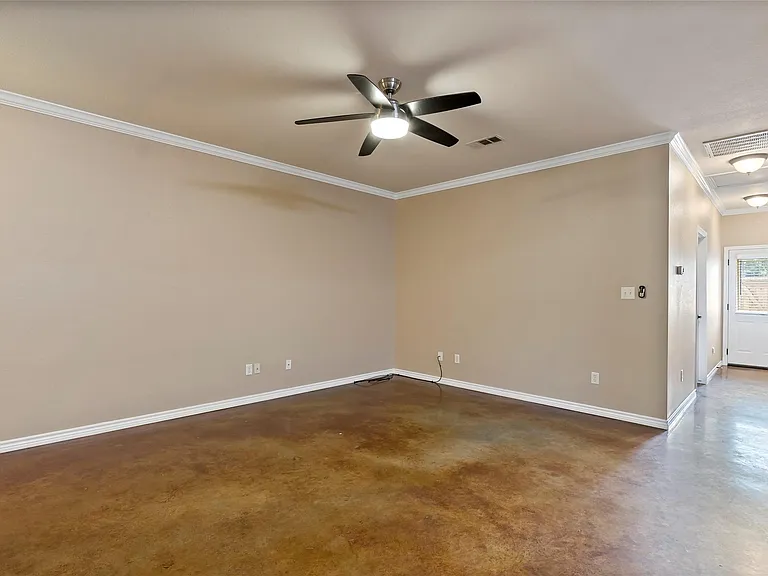 3338 General Pkwy — Photo 5