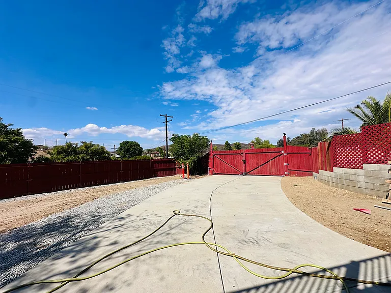 28076 East Dr — Photo 5