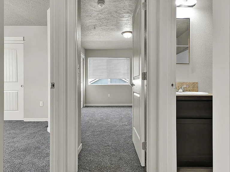 Centerpoint Townhomes — Photo 37