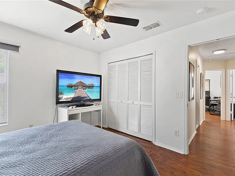 2629 Chatham Cir — Photo 22