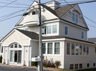 12 Commonwealth Ave, Salisbury, MA 01952