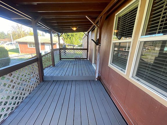 3rd image of 21110 131st Street Ct E
