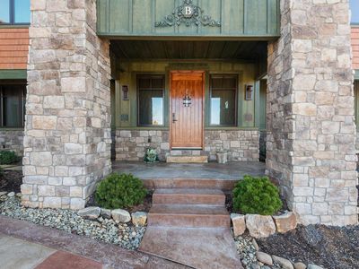 5 Chimney Crest Dr, Asheville, NC, 28806