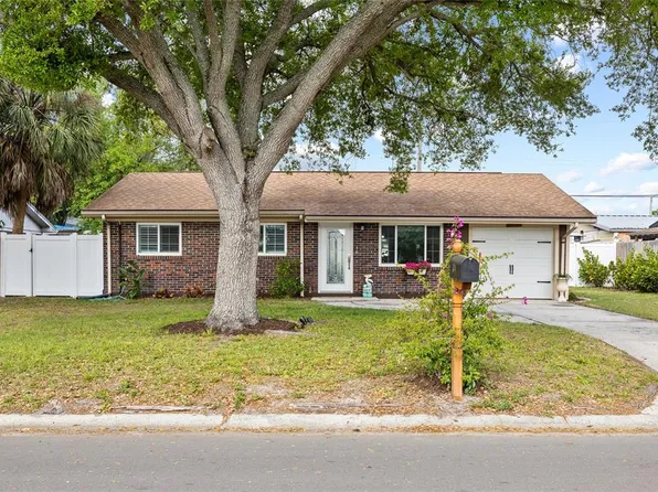 4504 Dreisler St, Tampa, FL 33634