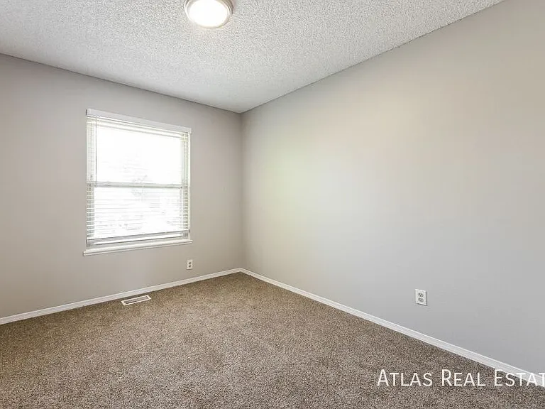 3545 Cranswood Way — Photo 9
