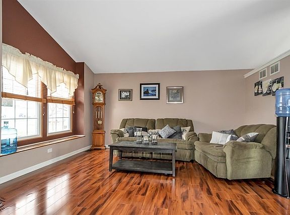 4th image of 7627 W Glenshire Dr